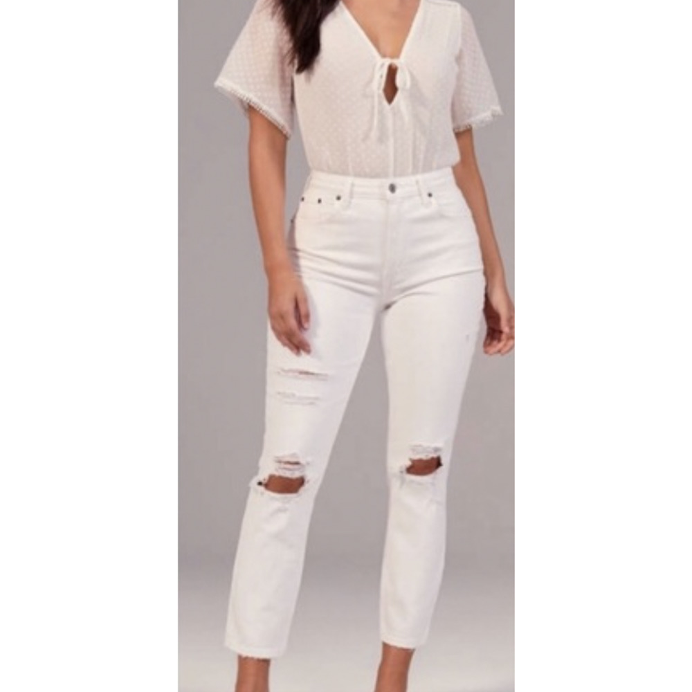 Abercrombie and Fitch Women's size 27 Short White High Rise Distressed Mom Jeans